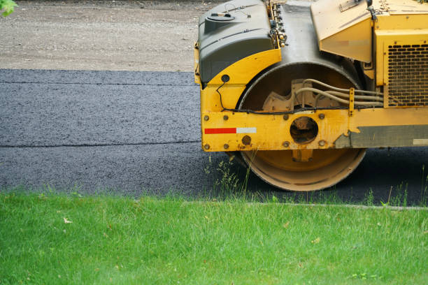 Best Driveway Paving Contractor  in Rancho Laveras, CA